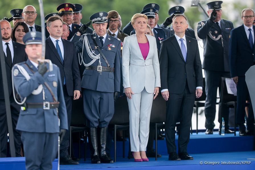 02__Andrzej_Agata_Duda_Swieto_Sluzby_Wieziennej_20230629_GJB_7763.jpg