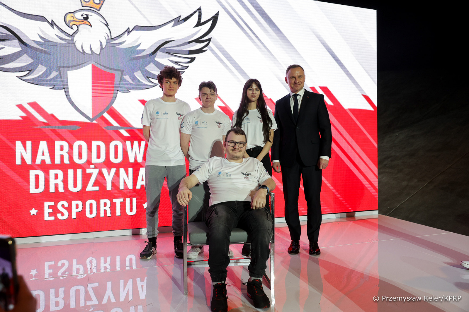 03__Andrzej_Duda_Mistrzostwa_Europy_esport_Katowice_20230630_PK1_1707.jpg [732.47 KB]
