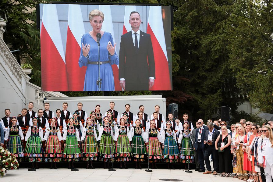 08__Andrzej_Agata_Duda_Zjazd_Polonii_Polakow_za_granica_20230630_GJB_9442.jpg