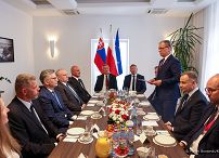 003_20230606_Andrzej_Duda_Bratyslawa_Ambasada_RP_MB1_0495.jpg