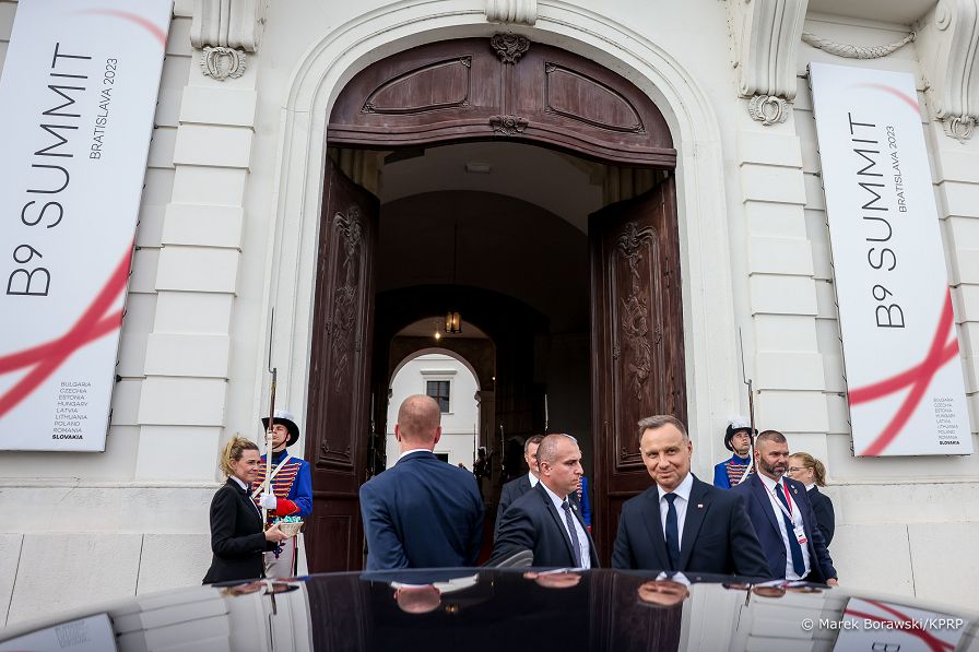 008_20230606_Andrzej_Duda_Bratyslawa_B9_Pozegnanie_Prezydentow_MB1_0465.jpg