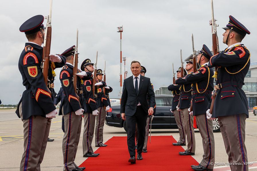 001_20230606_Andrzej_Duda_B9_Wylot_z_Bratyslawy_MB1_0639.jpg