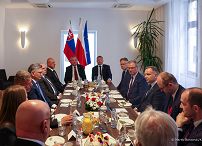 004_20230606_Andrzej_Duda_Bratyslawa_Ambasada_RP_MB1_0527.jpg