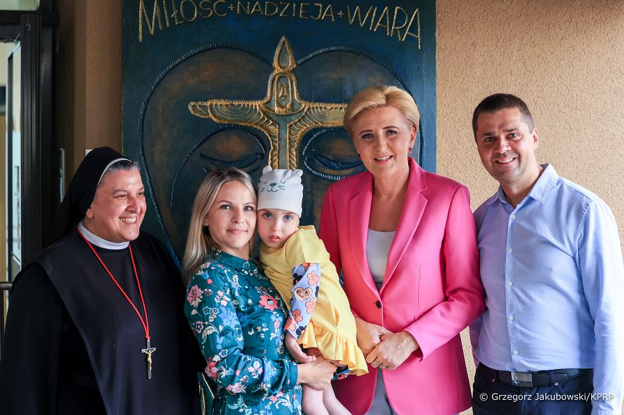 22_Agata_Kornhauser_Duda_hospicjum_ks_Michala_Sopocki_20230711_GJA_5919.jpg