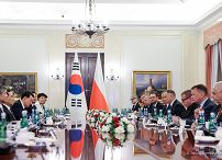 26_Andrzej_Agata_Duda_Yoon_Suk_yeol_Prezydent_Korei_20230713_JSZ_5412_.jpg