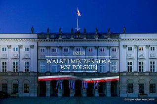 01_kprp_iluminacja_palac_dzien_walki_i_meczenstwa_wsi_polskiej_20230712_PK1_5329.jpg