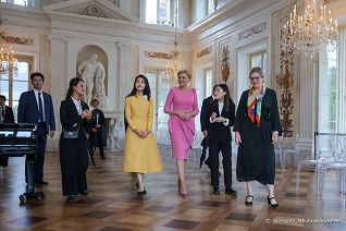 09_Agata_Kornhauser_Duda_wizyta_Kim_Keon_ Hee_Lazienki_Krolewskie_20230713_GJB_9759.jpg
