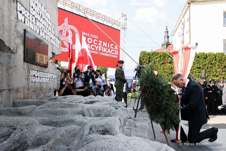 17_Andrzej_Duda_ uroczystosci_pacyfikacji_Sulkowic_Harbutowic_20230714_MB1_0368_.jpg