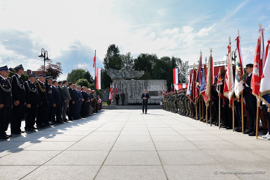 09_Andrzej_Duda_ uroczystosci_pacyfikacji_Sulkowic_Harbutowic_20230714_MB1_0154_.jpg