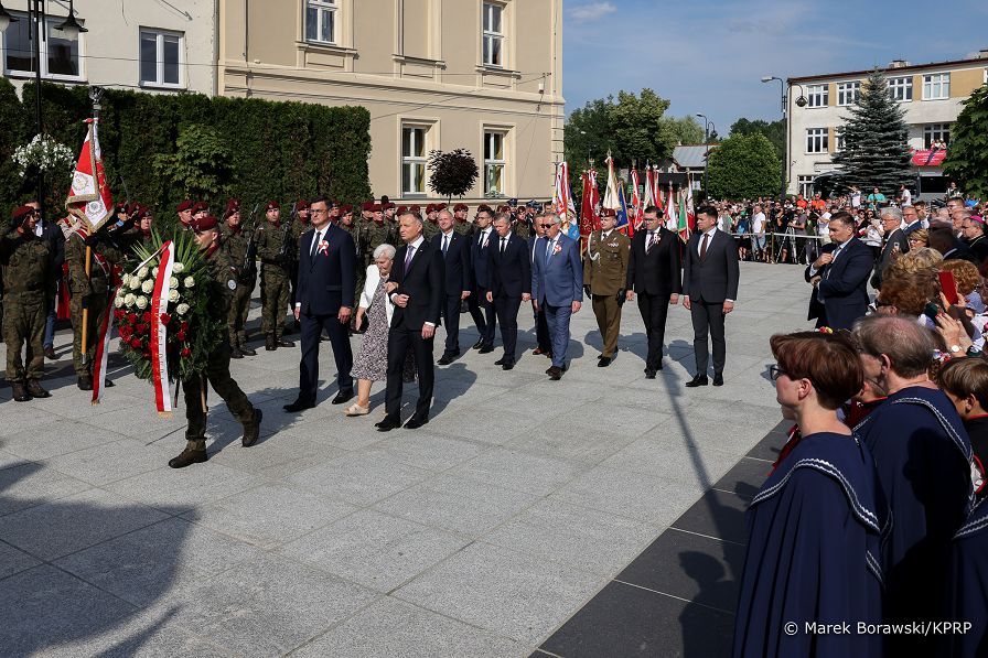 16_Andrzej_Duda_ uroczystosci_pacyfikacji_Sulkowic_Harbutowic_20230714_MB1_0340_.jpg