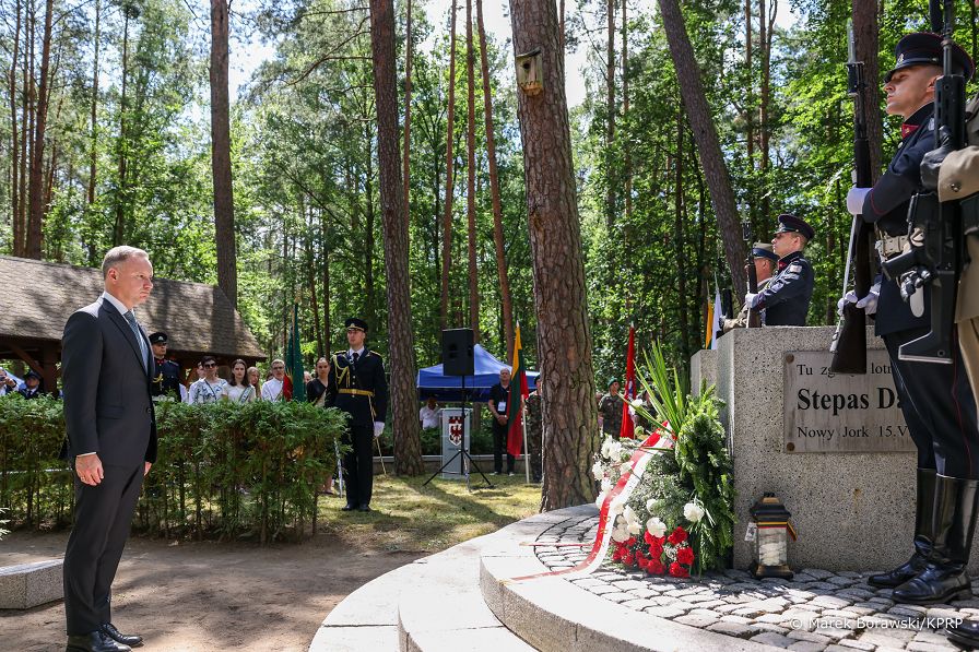 11_b_PAD_Prezydent_Litwy_Pszczelnik_20230716_MB1_1472.jpg