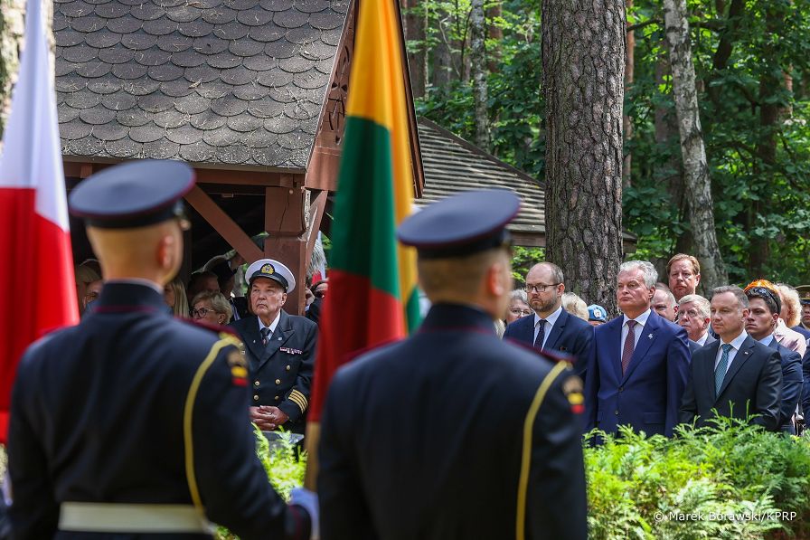 04_PAD_Prezydent_Litwy_Pszczelnik_20230716_MB2_9426.jpg
