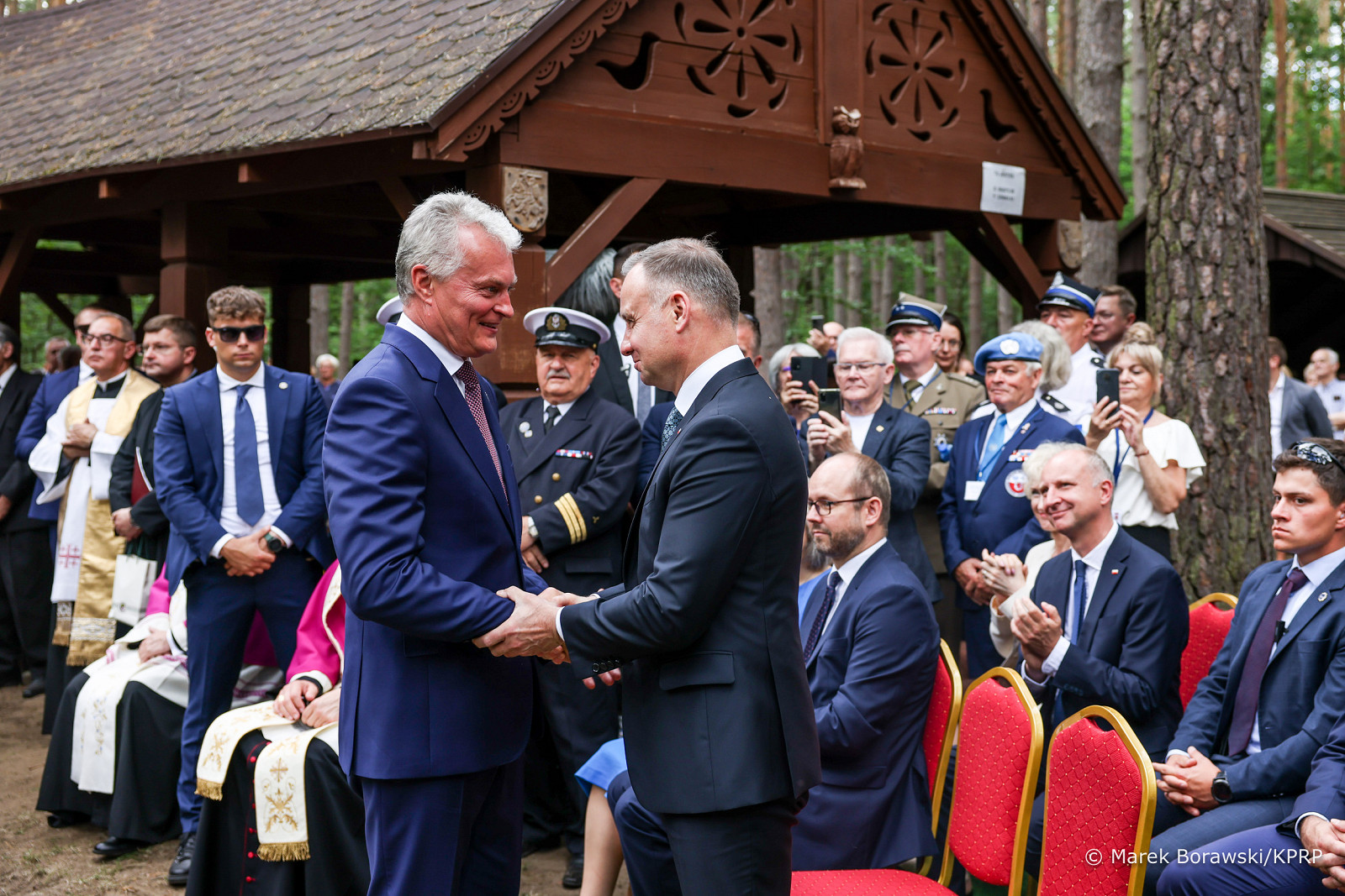 06_b_PAD_Prezydent_Litwy_Pszczelnik_20230716_MB1_1155.jpg [1.02 MB]