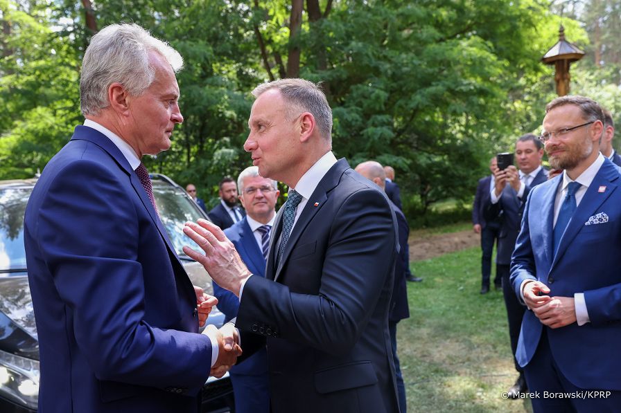 14_PAD_Prezydent_Litwy_Pszczelnik_20230716_MB1_1841.jpg
