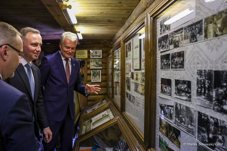 12_PAD_Prezydent_Litwy_Pszczelnik_20230716_MB1_1572.jpg