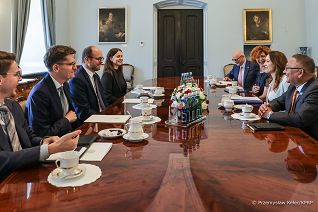 02_Minister_Marcin_Przydacz_spotkanie_UNICEF_20230717_PK1_6010.jpg