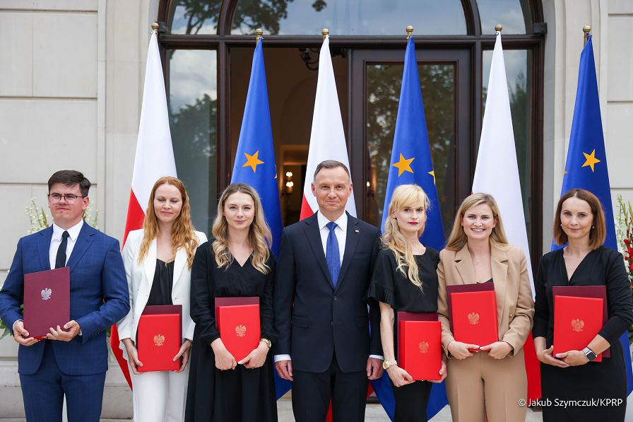 13_Prezydent_Andrzej_Duda_nominacje_asesorskie_20230724_JSZ_7169.jpg