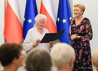 15__Agata_Kornhauser_Duda_seniorzy_Kazimierzowski_Uniwersytet_Trzeciego_Wieku_20230703_GJA_0123.jpg