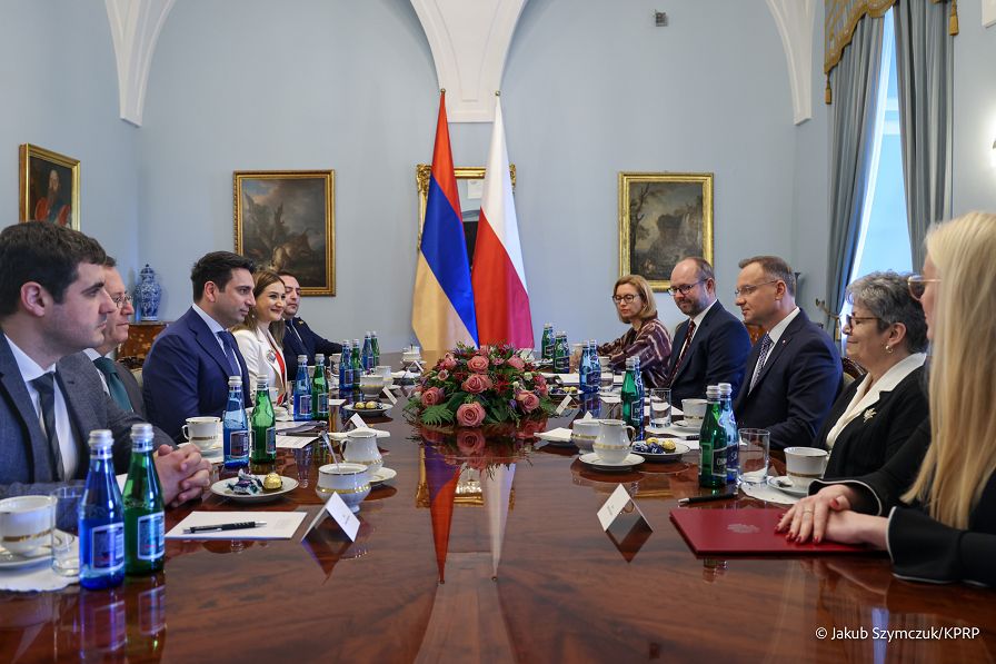 03_Andrzej_Duda_spotkanie_Przewodniczący_ Zgromadzenia_Narodowego_Republiki_Armenii_20230704_JSZ_3150.jpg