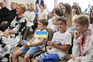 17__Agata_Kornhauser_Duda_Centrum_Pallotynskie_Oltarzew_20230704_GJB_3277.jpg