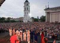 34__Andrzej_Agata_Duda_hymn_Litwy_Wilno_20230706_GJA_3883.jpg