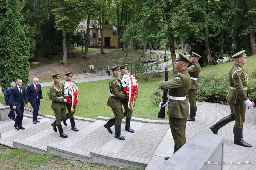 36_Wilno_Andrzej_Duda_cmentarz_20230706_PK1_8285.jpg