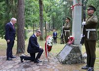 38_Wilno_Andrzej_Duda_cmentarz_20230706_PK1_8363.jpg