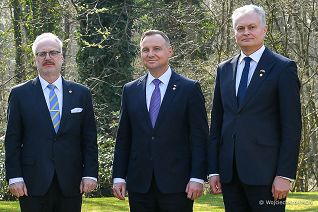 20_Andrzej_Duda_Szczyt_NATO_Bruksela_20220324_WK5_0681.jpg
