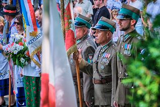 04_wieniec_od_PAD_pomnik_gen_Hallera_Jurczyce_20230813_20230813 Jurczyce Gen. Haller fot. MUW (8).jpg