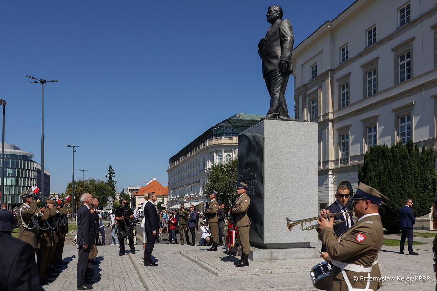 011_Para_Prezydencka_Grob_Nieznanego_Zolnierza_20230815_PK1_4067.jpg