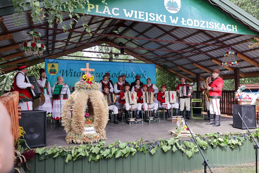 03_PAra_Prezydencka_Lodziska_Laureaci_Konkursu_Wieniec_Dozynkowy_20230831_PK1_6911.jpg