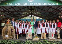 04_PAra_Prezydencka_Lodziska_Laureaci_Konkursu_Wieniec_Dozynkowy_20230831_PK1_8231.jpg