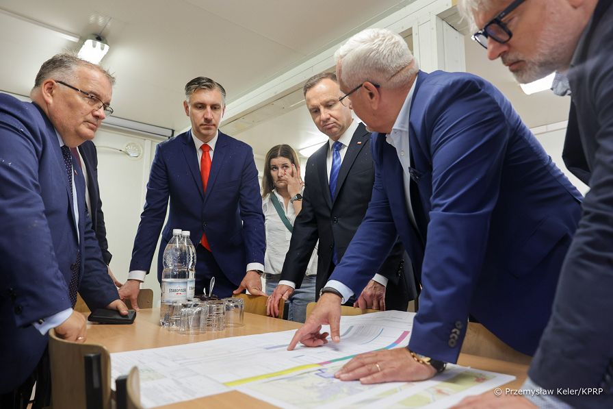004_Andrzej_Duda_Odwiert_Geotermalny_Szaflary_20230806_PK1_1376.jpg