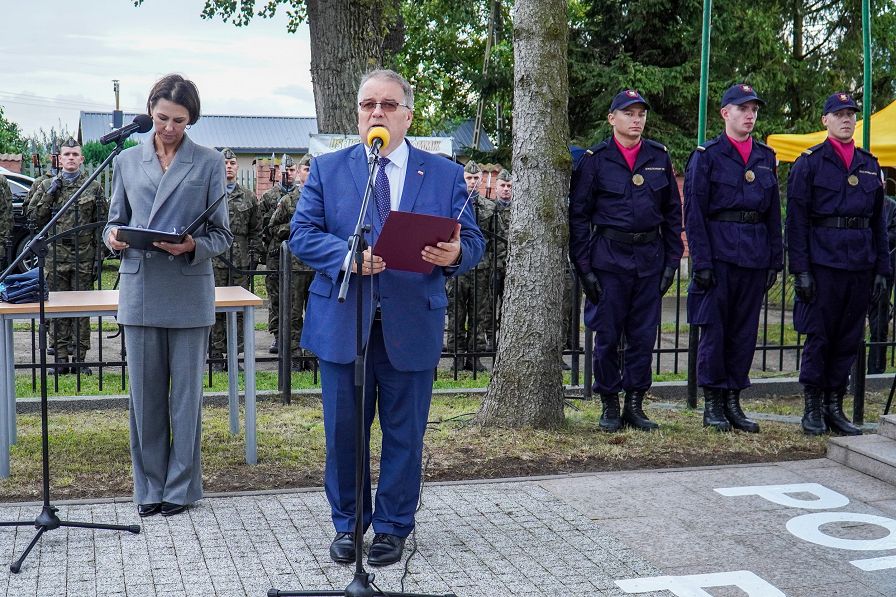 003_Minister_Andrzej_Dera_obchody_01.09_20230901_DSC01021.jpg