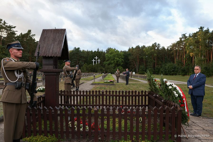 10_Andrzej_Dera_Cmentarz_Palmiry_20230914_MB1_4377.jpg