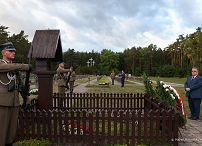 10_Andrzej_Dera_Cmentarz_Palmiry_20230914_MB1_4377.jpg