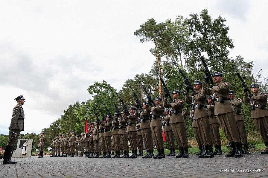 06_Andrzej_Dera_Cmentarz_Palmiry_20230914_MB1_4233.jpg