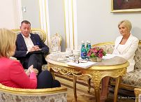 02_Agata_Kornhauser_Duda_Minister_Barbara_Socha_20230913_JSZ_4262.jpg