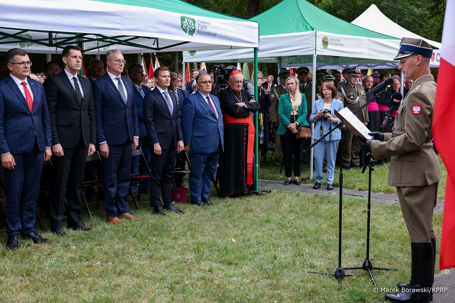 05_Andrzej_Dera_Cmentarz_Palmiry_20230914_MB1_4202.jpg