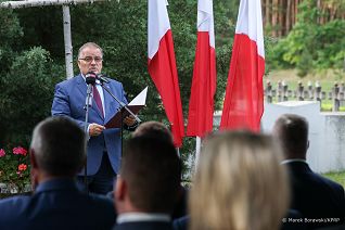04_Andrzej_Dera_Cmentarz_Palmiry_20230914_MB2_4057.jpg