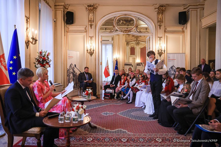 08_Agata_Kornhauser_Duda_USA_Konsulat_Narodowe_Czytanie_20230918_GJA_7394.jpg