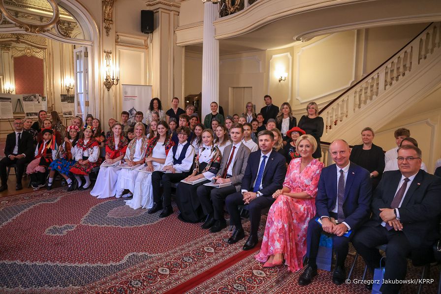12_Agata_Kornhauser_Duda_USA_Konsulat_Narodowe_Czytanie_20230918_GJA_7441.jpg
