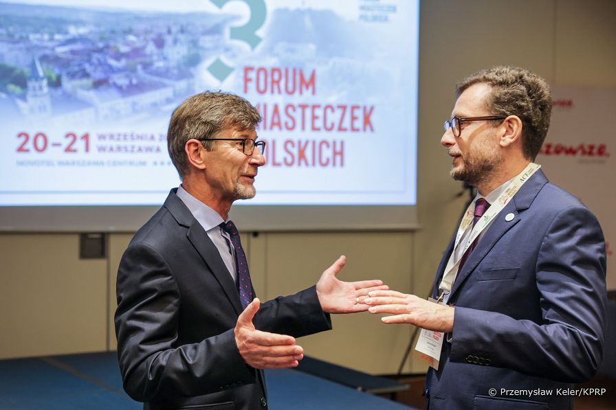001_Profesor_Dariusz_Dudek_3_Forum_Misteczek_Polskich_20230920_PK1_6661.jpg