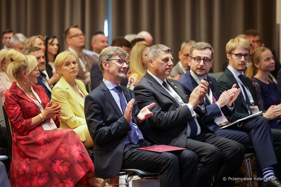 003_Profesor_Dariusz_Dudek_3_Forum_Misteczek_Polskich_20230920_PK2_9445.jpg