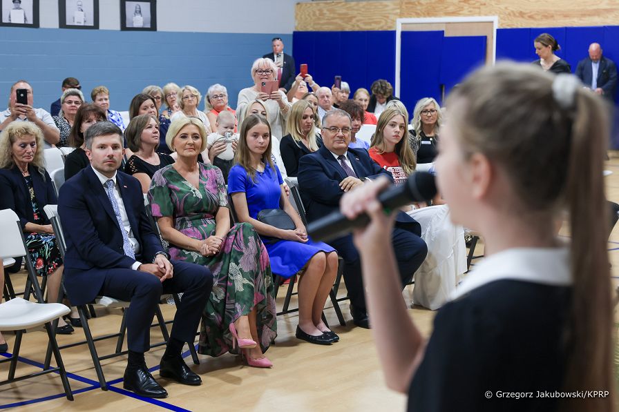 08_Agata_Kornhauser_Duda_polska_szkola_doksztalcajaca_Copiague_20230919_GJA_9285.jpg