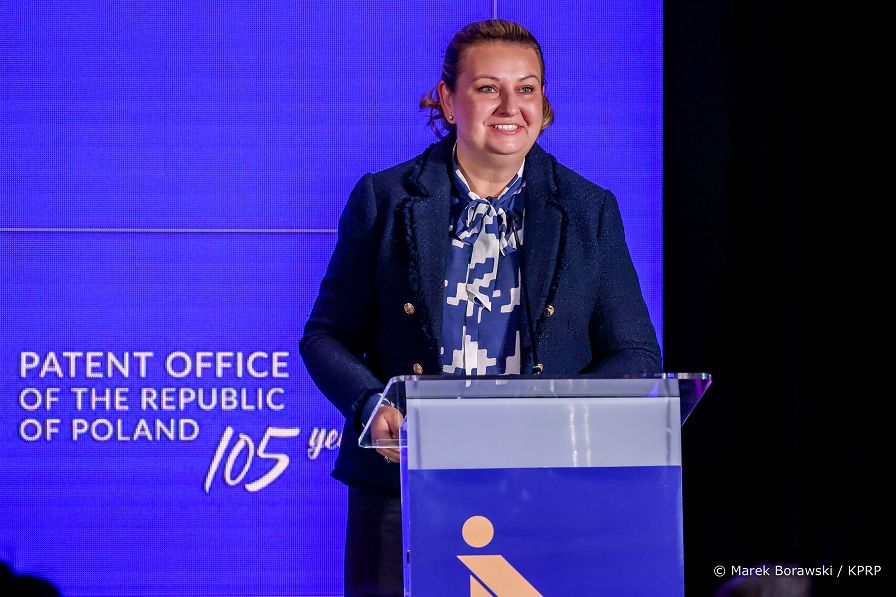 002_Minister_Malgorzata_Paprocka_Kongres_Wlasności _Intelektualnej_20230921_MB2_4917.jpg