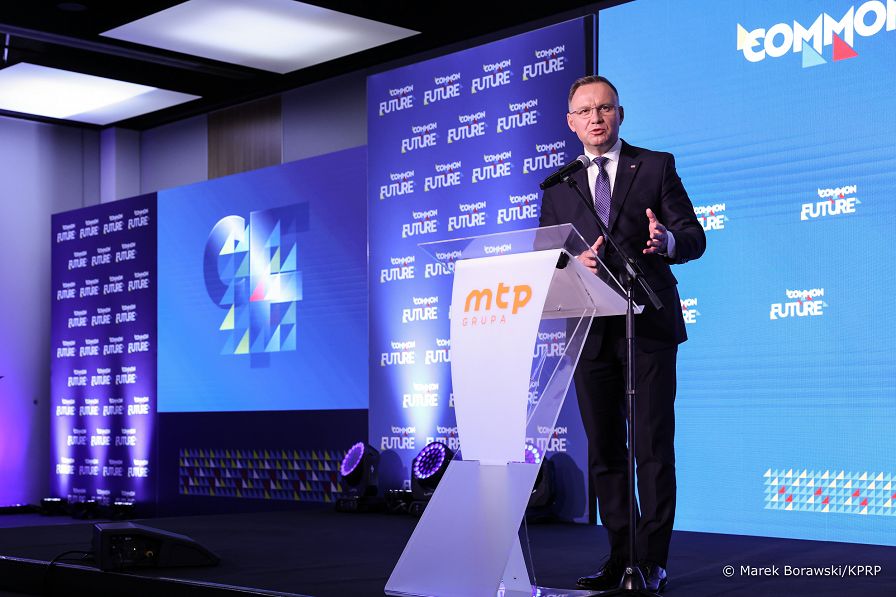 017_Prezydent_Andrzej_Duda_Kongres_Odbudowy_Ukrainy_20230922_MB1_6935.jpg