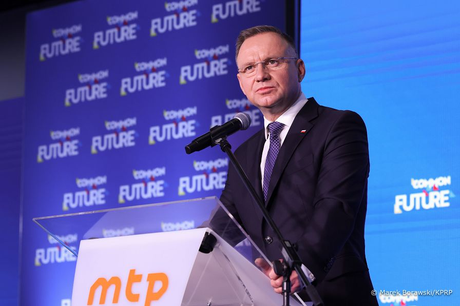 016_Prezydent_Andrzej_Duda_Kongres_Odbudowy_Ukrainy_20230922_MB2_5869.jpg