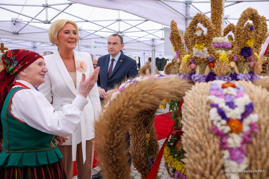 09_Agata_Kornhauser_Duda_Dozynki_Prezydenckie_Konkurs_Wiencowy_20230923_MB1_8632.jpg
