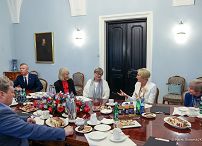 12_Agata_Kornhauser_Duda_Dozynki_Prezydenckie_Konkurs_Wiencowy_20230923_MB1_8794.jpg